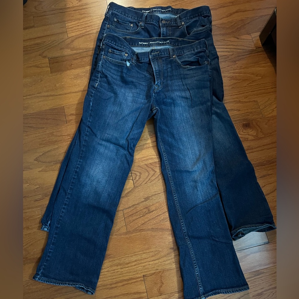 2 pairs of 36x30 men’s bootcut jeans